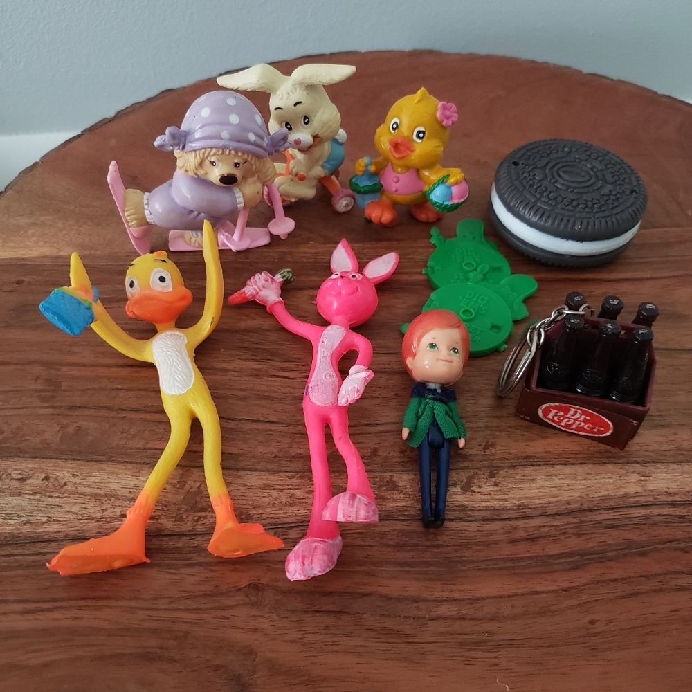 Vintage Lot Of 10 Toys Little Kiddle Oreo Coin‎ Purse Dig Ems Secret Decoder